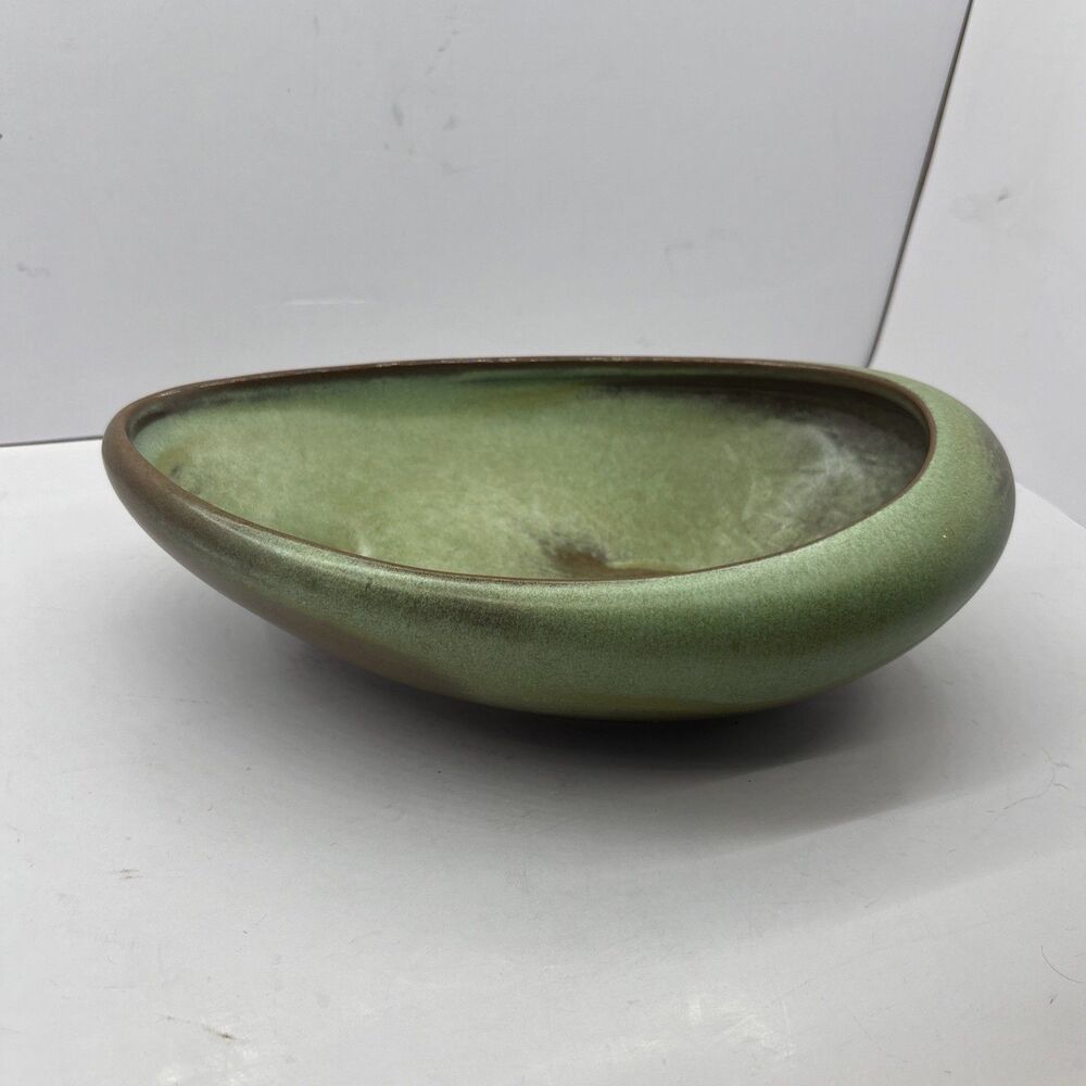 Frankoma  Plainsman  Prairie Green Teardrop Swirl Bowl 231
